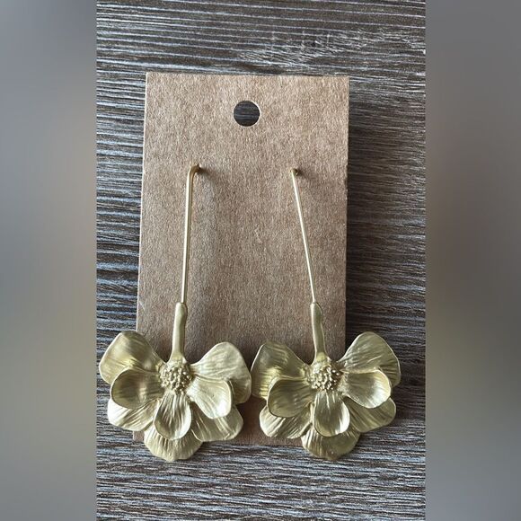 Flower dangle earrings A28 - Picture 3 of 4